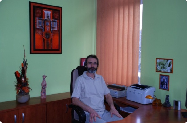 MUDr. Jaroslav Imrych ve své ordinaci